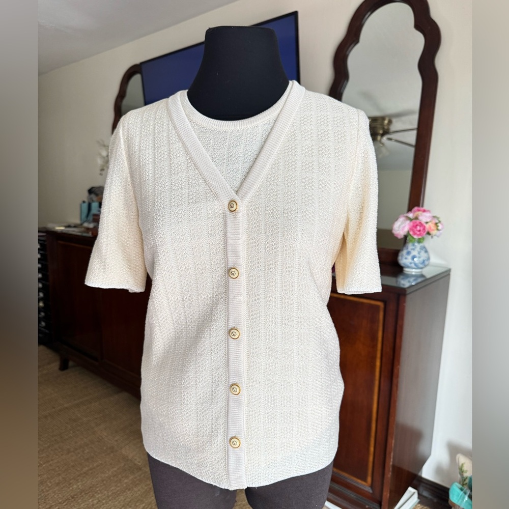 ST JOHN KNIT CARDIGAN SET - OFF WHITE WITH WHITE AND GOLD BUTTONS